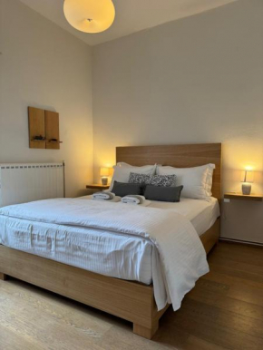 Thetis deluxe apartment Naousa